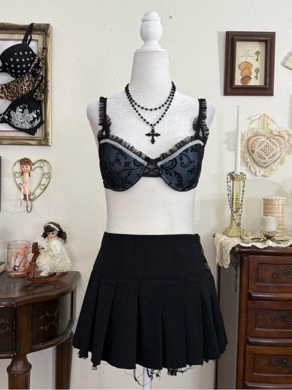 vintage 90's vampy whimsigoth femme fatale blue and black mesh bra